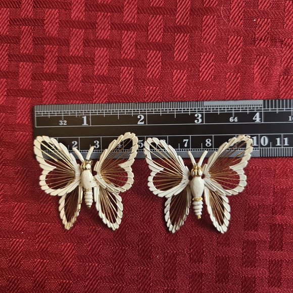 Monet Gold and Cream Butterfly Brooch Set - Picture 4 of 4